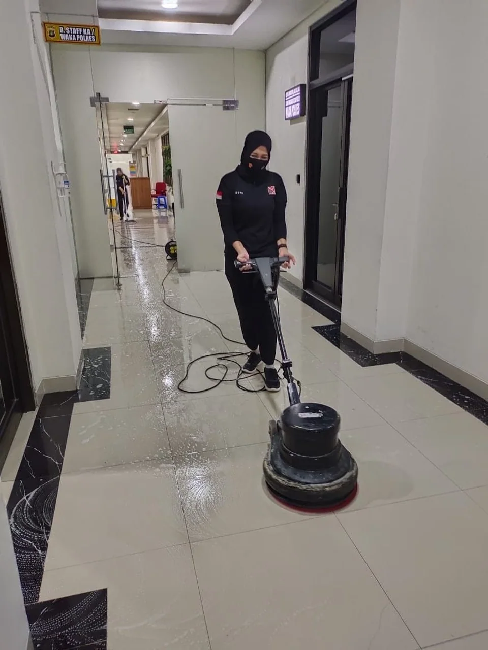 الفريق والمعدات